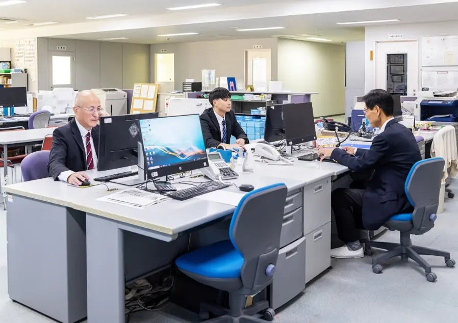 経営管理室 業務風景